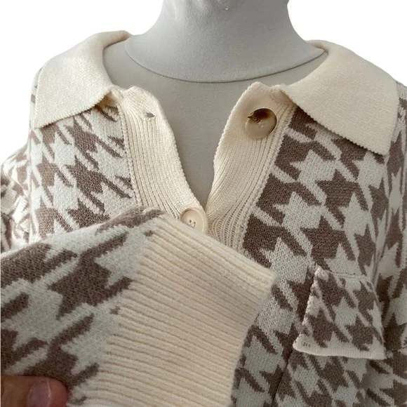 Debut houndstooth shacket/jacket. Small. Oversized. Soft. Button-up. (NWT) - Picture 6 of 16